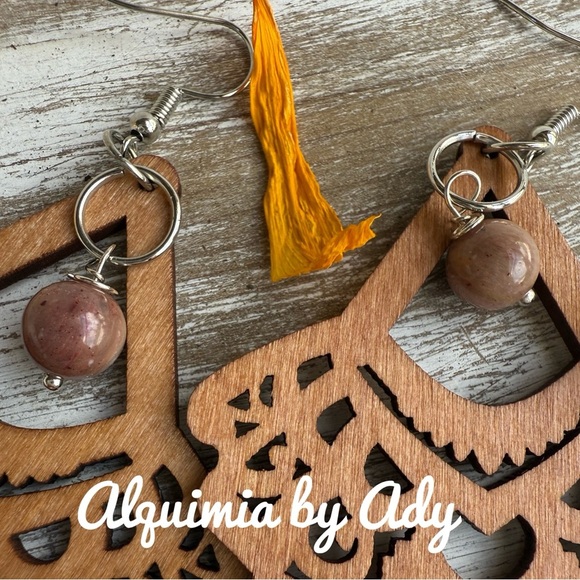Alquimia Brown Wooden Earrings - Picture 2 of 2